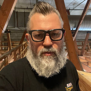 Meet your Posher, Eric